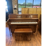 USED Yamaha Console Piano With Bench