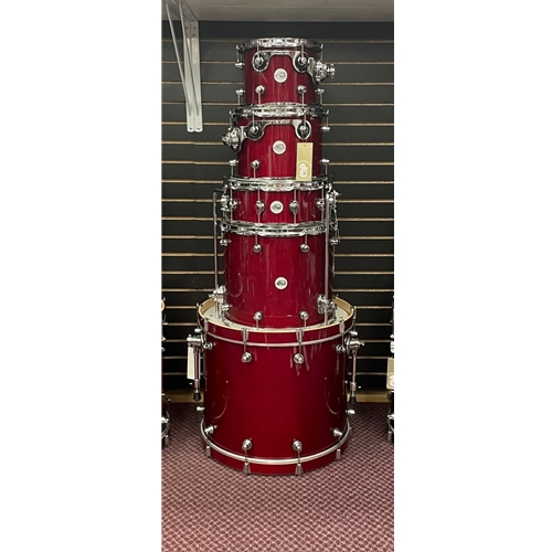 DrumWorkshop Design Series - 5 Piece - Cherry Stain DW