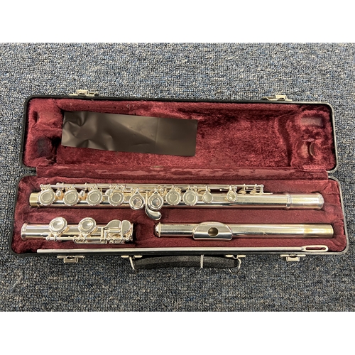 USED Armstrong Flute With Case
