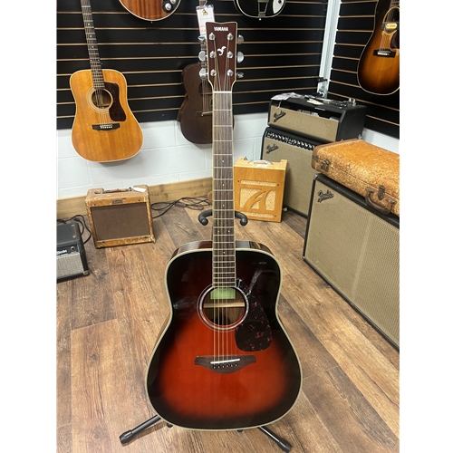 Used Yamaha FG830 Burst