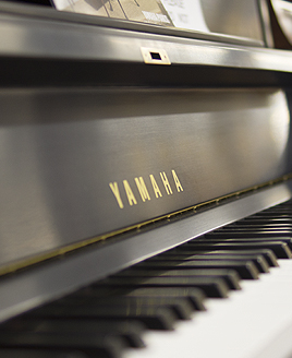 console piano